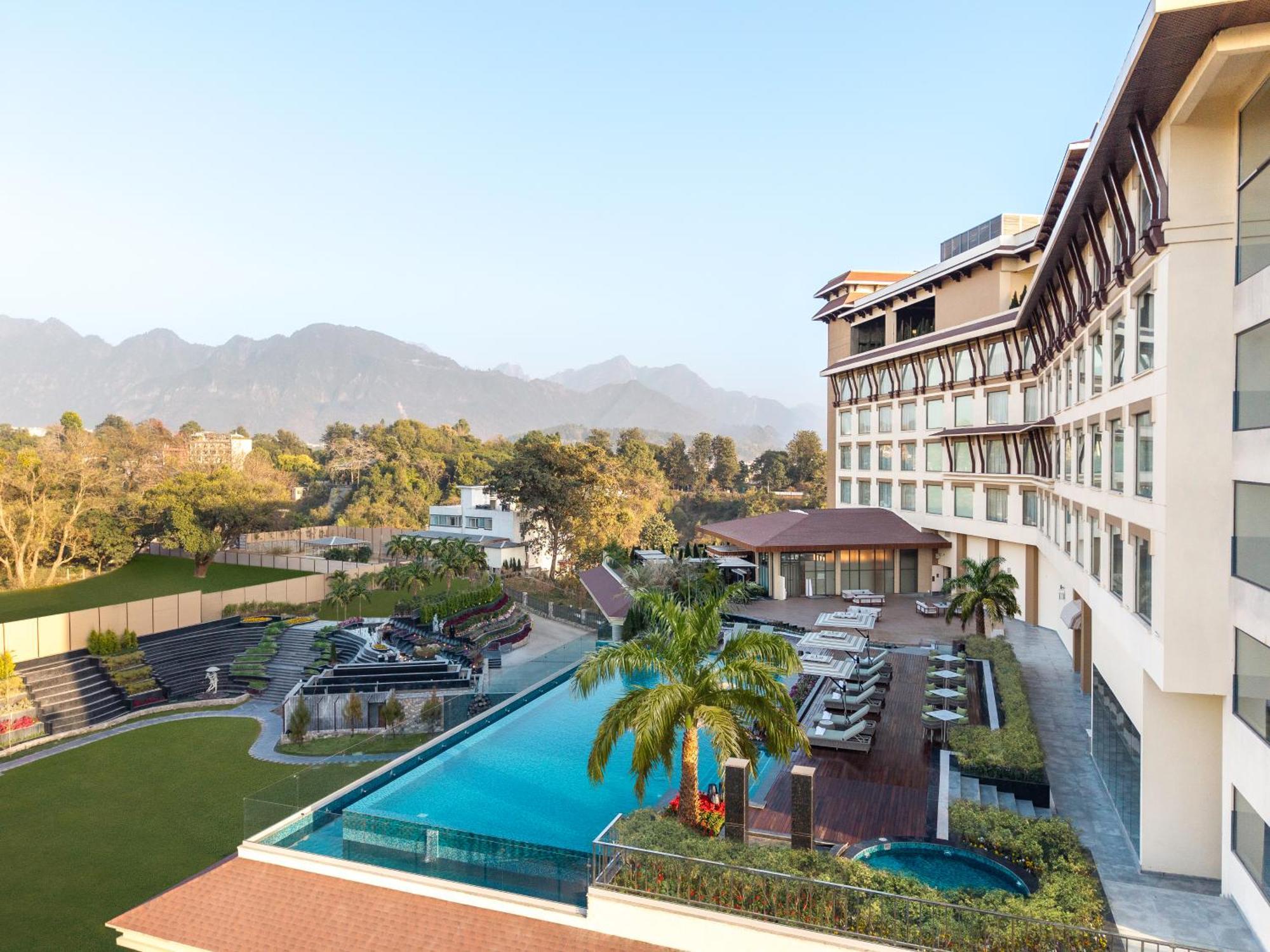 מלון Taj Mussoorie Foothills, דהראדון מראה חיצוני תמונה