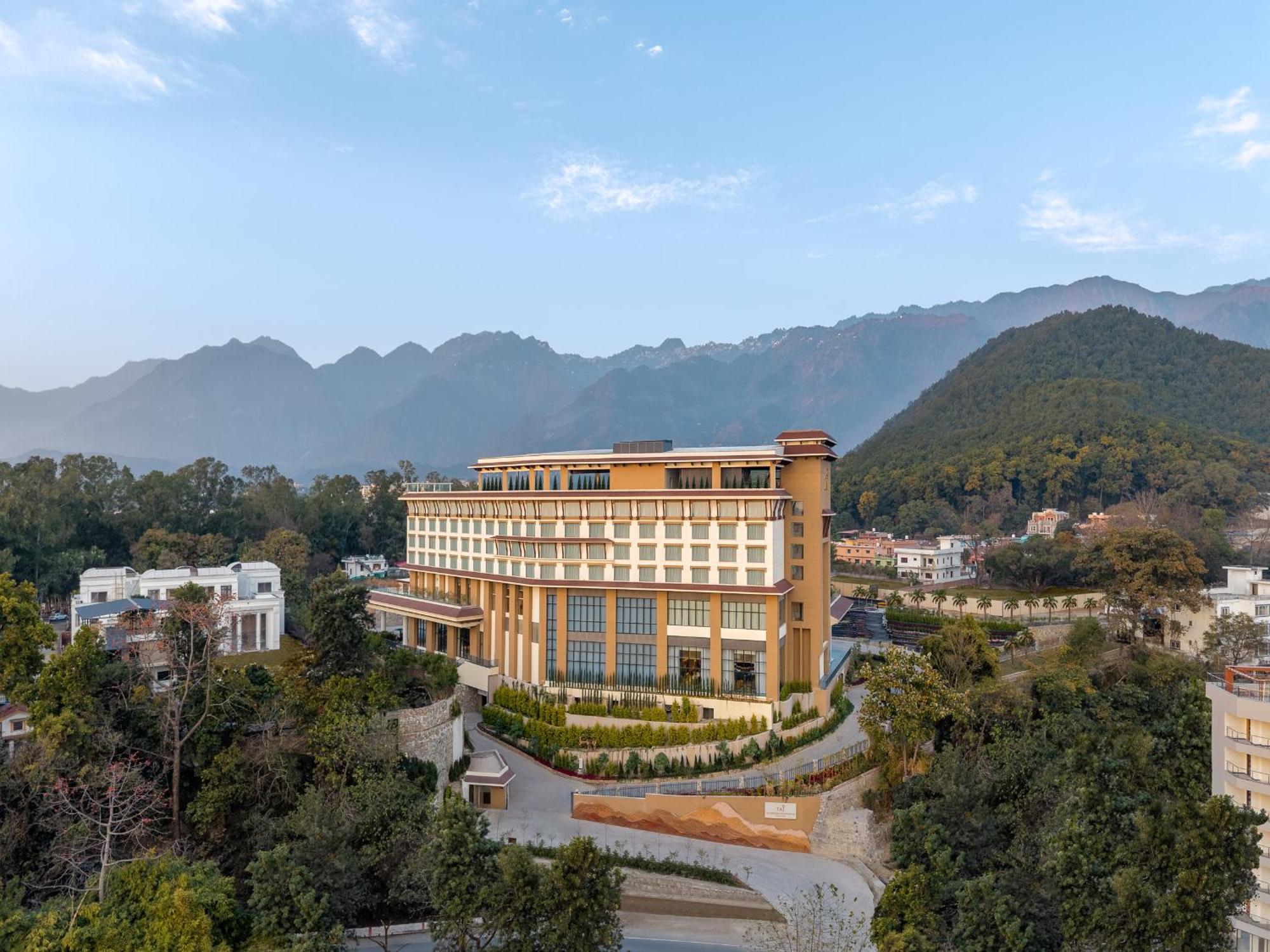 מלון Taj Mussoorie Foothills, דהראדון מראה חיצוני תמונה