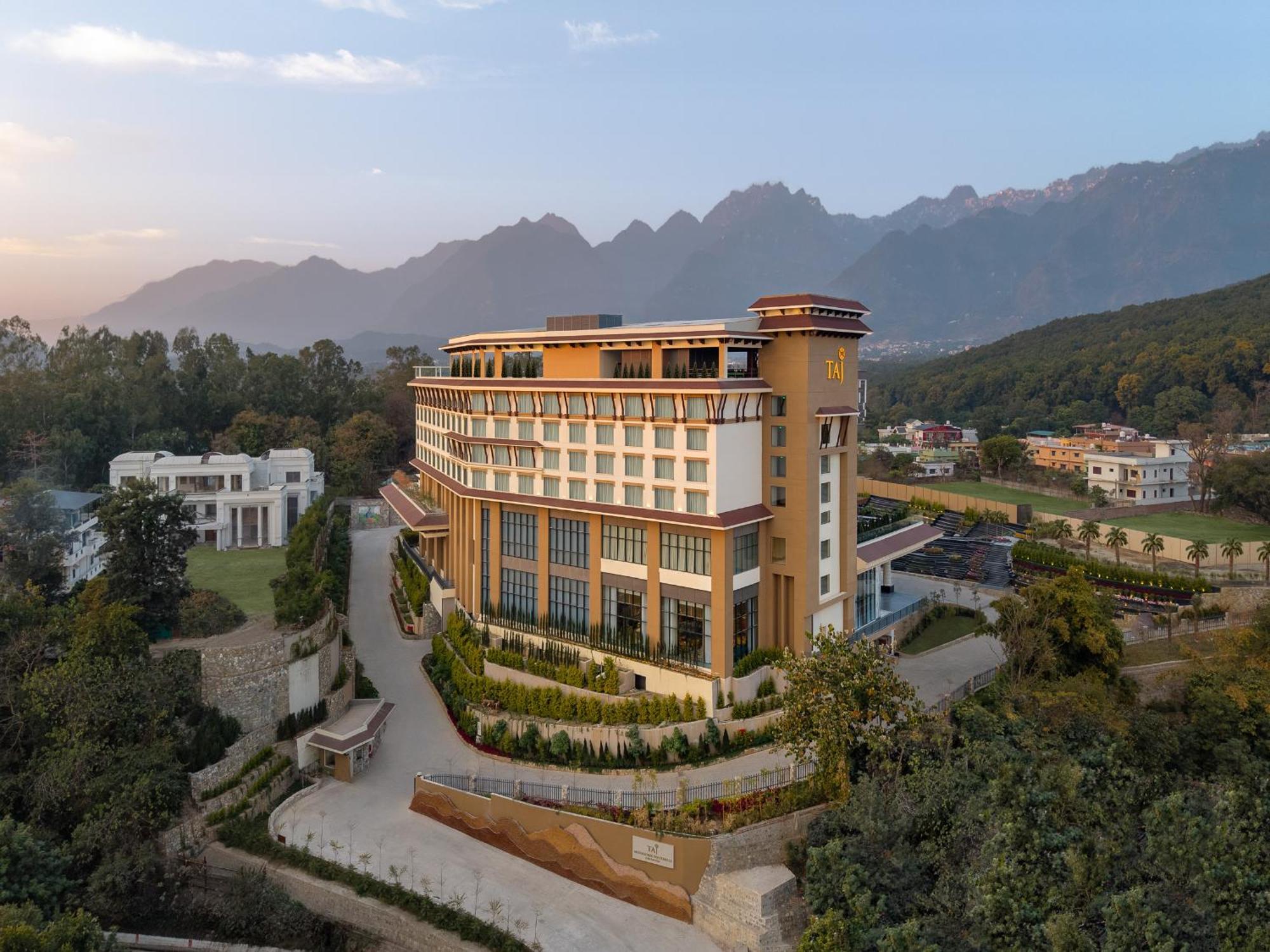 מלון Taj Mussoorie Foothills, דהראדון מראה חיצוני תמונה